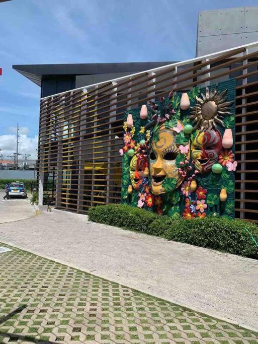 1Br With Extra Room At One Regis- Megaworld Bacolod Esterno foto