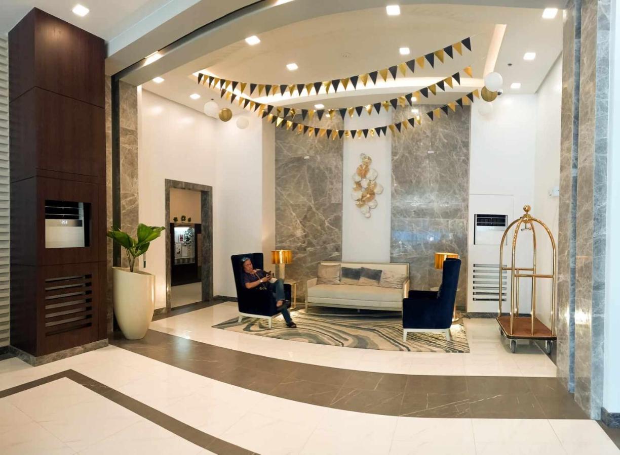 1Br With Extra Room At One Regis- Megaworld Bacolod Esterno foto